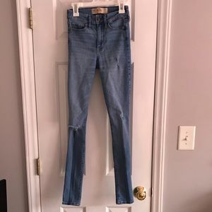 Hollister light wash jeans size 00